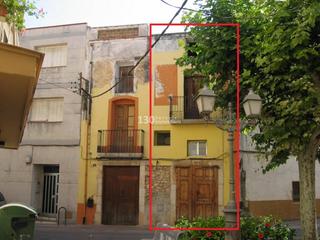 Casa adossada a Alcalde sanmarti 11. Casa en alcanar