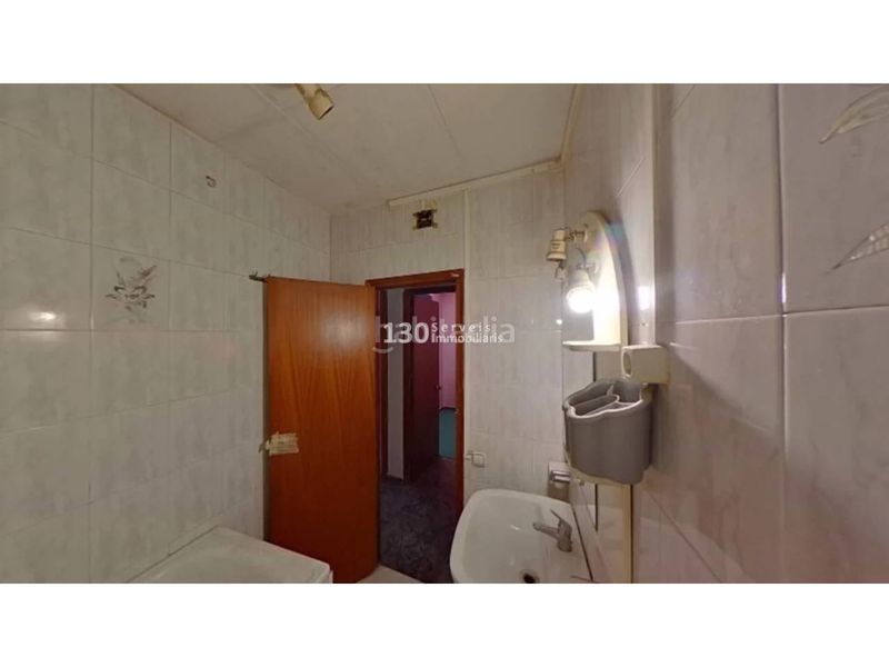 Foto 3cb871d0-04c2-4c19-bd4d-c06b610941d9. Pis a Raval Barcelona