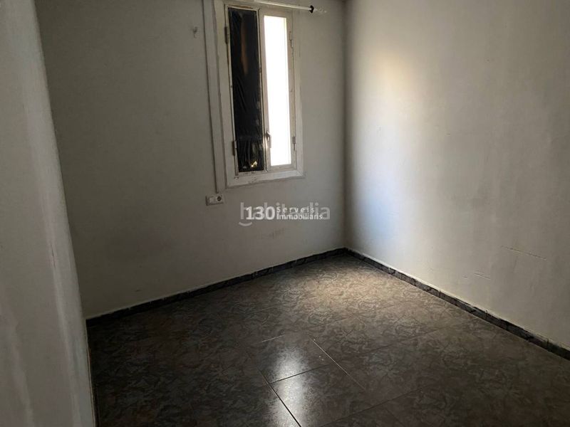 Foto 9663a77f-9ed7-4e8f-a908-cfd0512d3378. Pis a Raval Barcelona