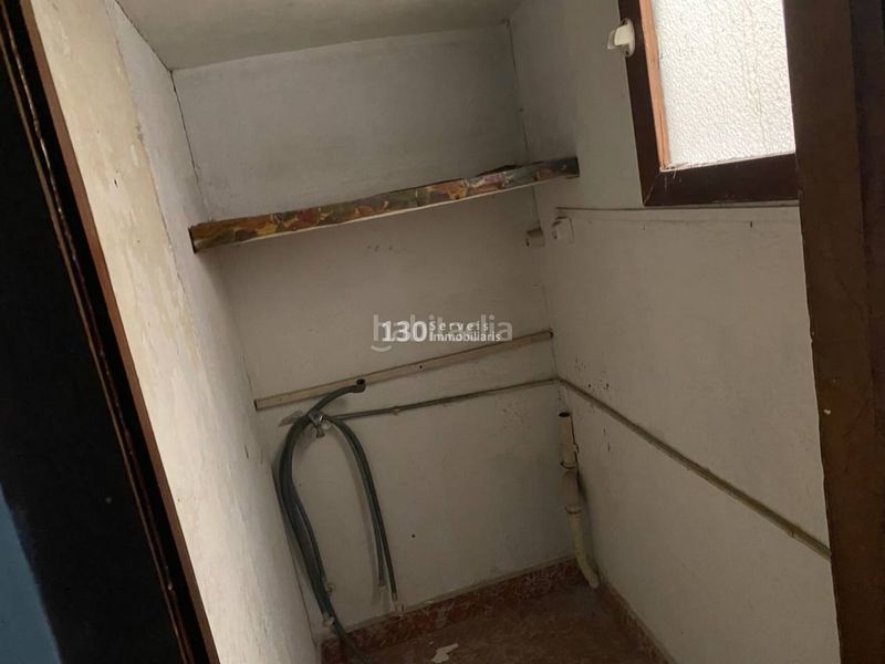 Foto 9f6288d0-e6aa-49f1-bc98-f5f300b70865. Pis a Raval Barcelona