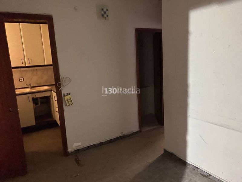 Foto de577b50-7100-495b-bd02-63b324a81e9c. Pis a Raval Barcelona