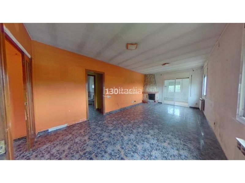 Foto 49047a9f-be98-4e32-b282-32307e7e2d9d. Casa amb aparcament piscina a Aiguaviva Parc Vidreres