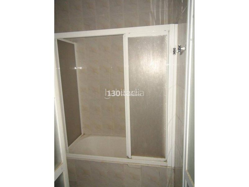 Foto 329f9c7c-7d84-4e81-9d8d-adb80da49bb8. Pis a Ulldecona