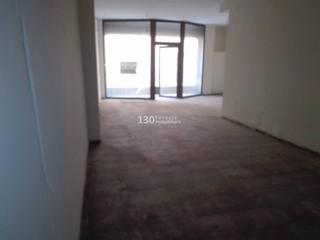 Business premise  Dalt. Local en venta en montblanc