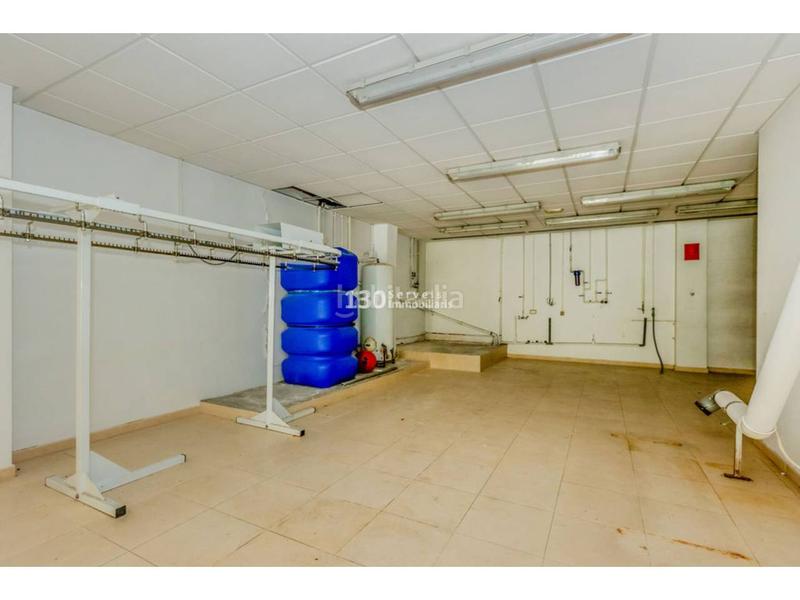 Foto 2208af8a-ca2b-472e-8298-1ea83bcfb1b2. Local comercial a El Maset La Ràpita