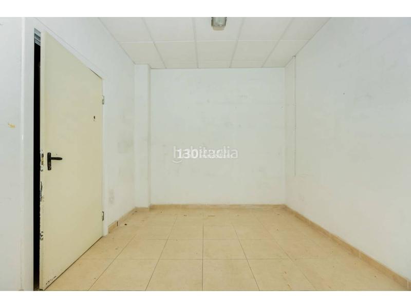 Foto c881a010-c7a3-4de8-8fbb-445d3b26e0fe. Local comercial a El Maset La Ràpita