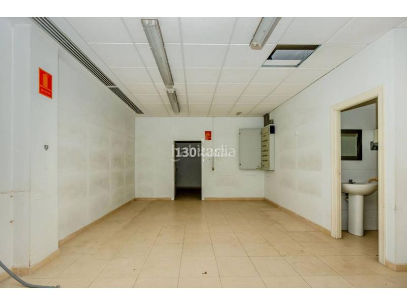 Foto d16e7913-f28d-41ec-bbf9-9bf705710a96. Local comercial a El Maset La Ràpita