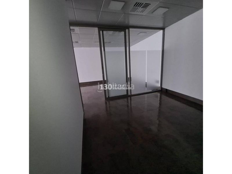 Foto 56cb09a5-538b-484f-ac06-292ba73014e4. Local comercial a Sénia (La)