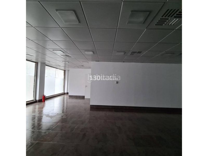 Foto bfa5819a-7c2b-45a1-97c3-ce4a8fb77b2b. Local comercial a Sénia (La)