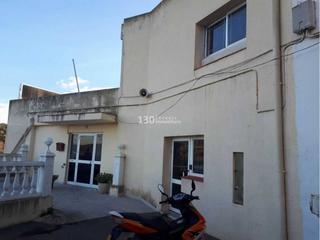 Edifici  Pou. Edificio en venta en el perelló