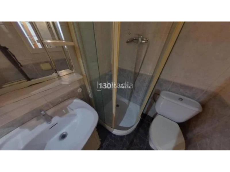 Foto af8ad755-e6d3-4b09-bb42-690797ecbe38. Piso venta de piso en el Guinardó, capital en Guinardó Barcelona