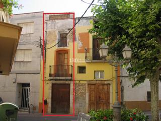 Casa adossada a Alcalde sanmarti 9. Casa en alcanar