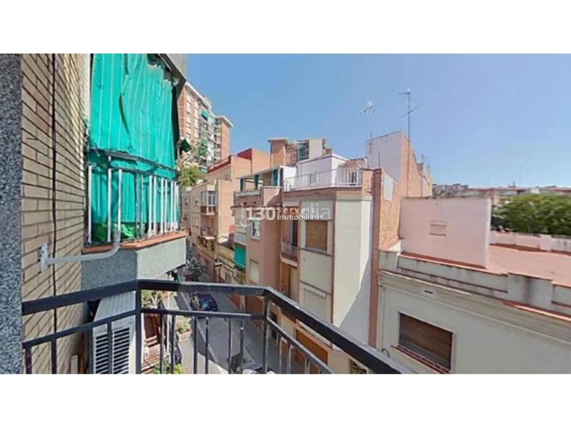 Foto bc8b51a0-a343-4742-8929-1a274f6d7080. Piso  en venta en Sant Ildefons en Sant Ildefons Cornellà de Llobregat