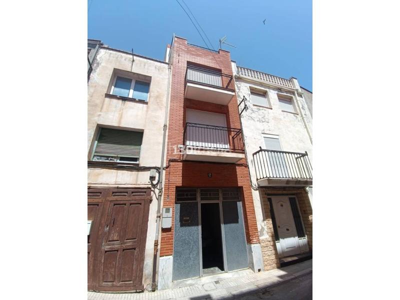 Foto ffdc5b1c-bf1b-441a-a8bb-a19c8acf5447. Edificio  en venta en la sénia en Sénia (La)
