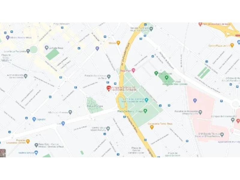 Foto a6883c2c-2b82-4b50-91e3-3c31db1edb47. Aparcament cotxe a Centre Reus