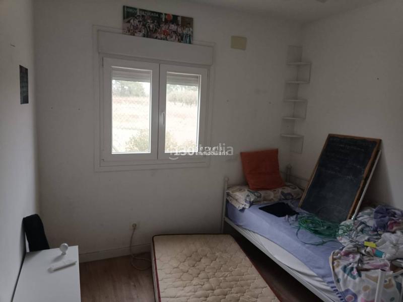 Foto a3638acb-2136-43a4-a28d-aaf78a2c11e8. Casa  en venta en els valentins en Ulldecona