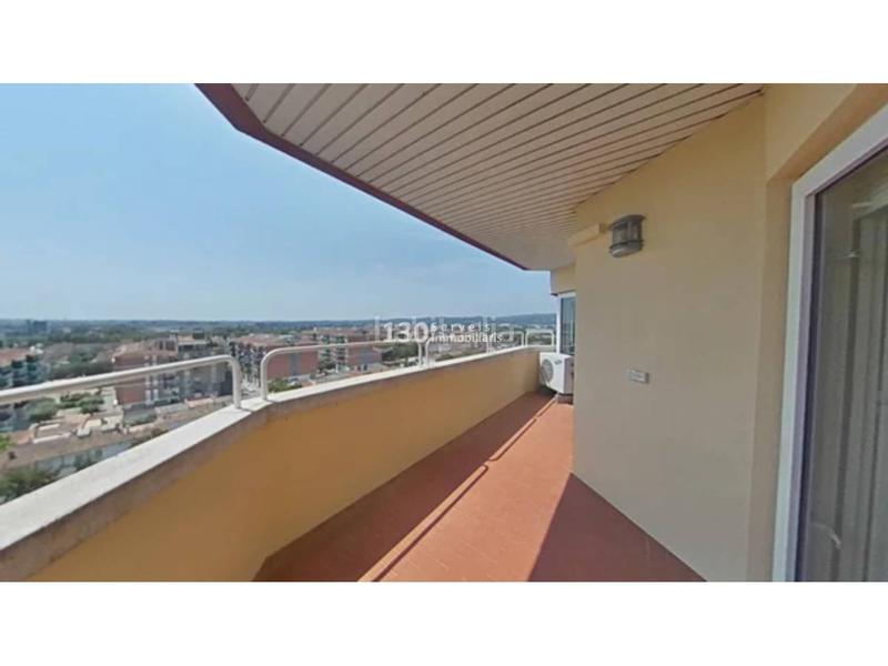 Foto c09870ff-efff-4a6c-8226-3aedec45c990. Appartamento in Centre Salt