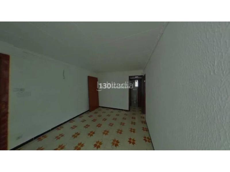 Foto 78a46655-3975-408d-9afb-60fb7eeb9c45. Etagenwohnung in La Salut Badalona