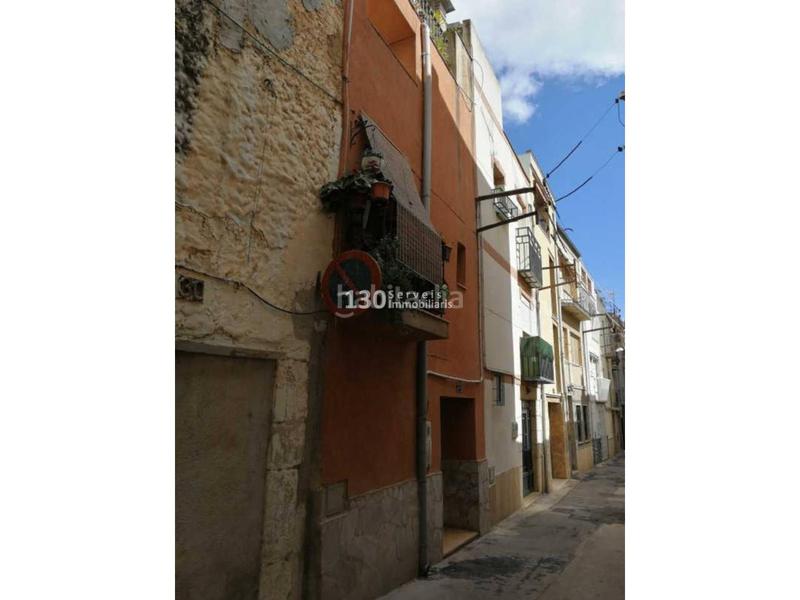 Foto 862a0df6-f38a-4dea-b3a0-366682d65776. Casa  en venta en Ulldecona