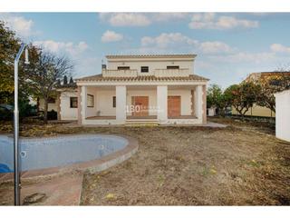 Xalet  Mossèn cinto verdaguer. Venta de chalet unifamiliar en lladó