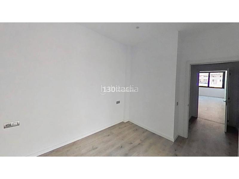 Foto 1f228170-ac25-4318-a6be-c518086e0910. Piso obra nueva en Santa Rosa Santa Coloma de Gramenet