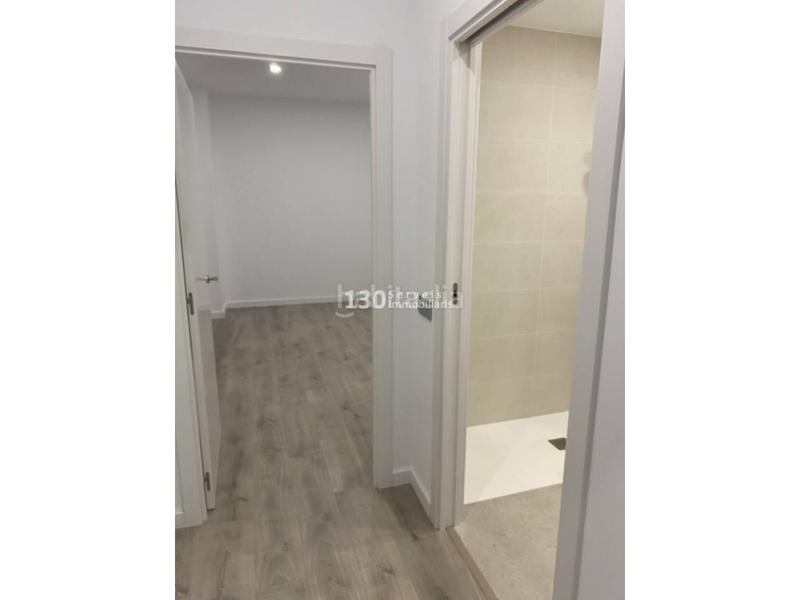 Foto 4f939ca9-7db8-40de-8cc6-1541aa5308ad. Piso obra nueva en Santa Rosa Santa Coloma de Gramenet