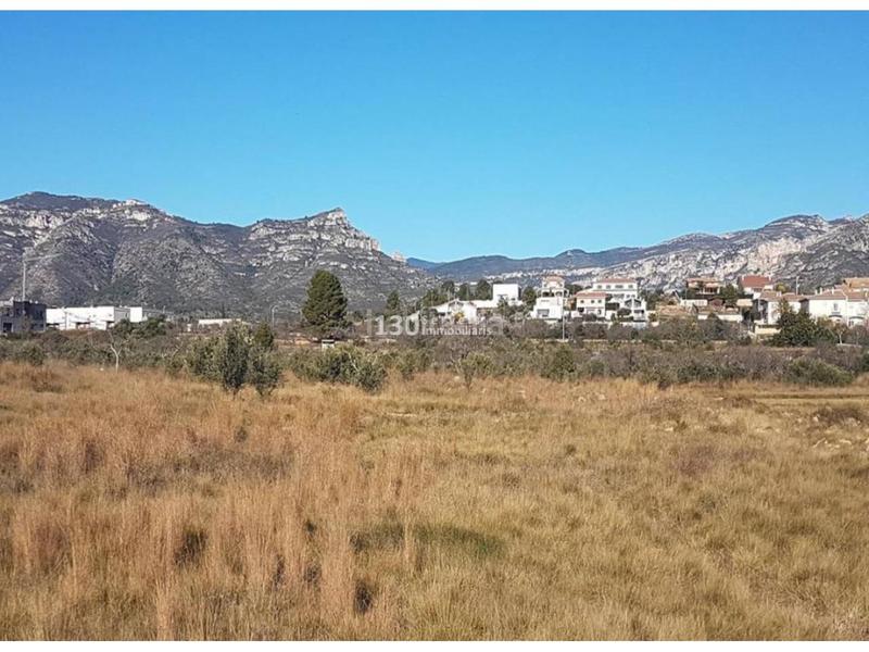 Foto c0d35adf-c834-4e83-b847-f296ee7782e7. Wohngrundstück in Sénia (La)