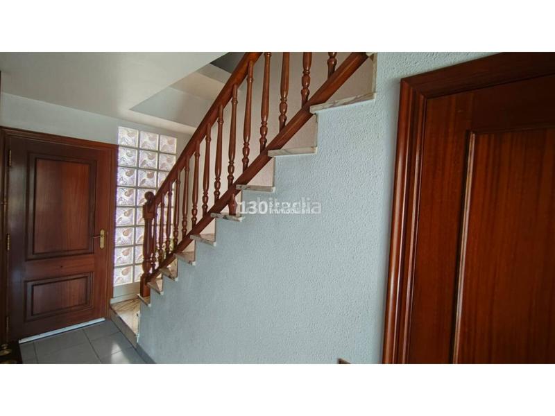 Foto 96150bfa-8453-4ea3-9c45-95e23e37fac0. Casa a schiera con riscaldamento parcheggio in Vilanova del Camí