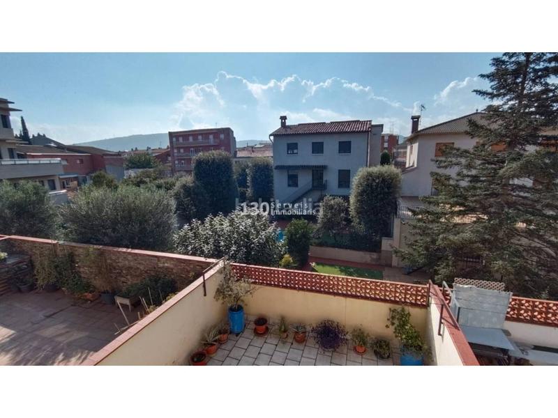 Foto be8caa6d-4ddc-481a-9496-fd0be782c24d. Casa a schiera con riscaldamento parcheggio in Vilanova del Camí