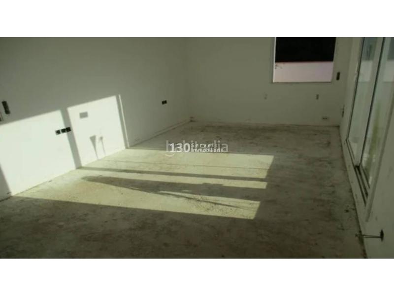 Foto 1e6e6cd3-cc4a-4ac5-8264-5c6fbc171984. Maison avec parking dans Can Rial Esparreguera