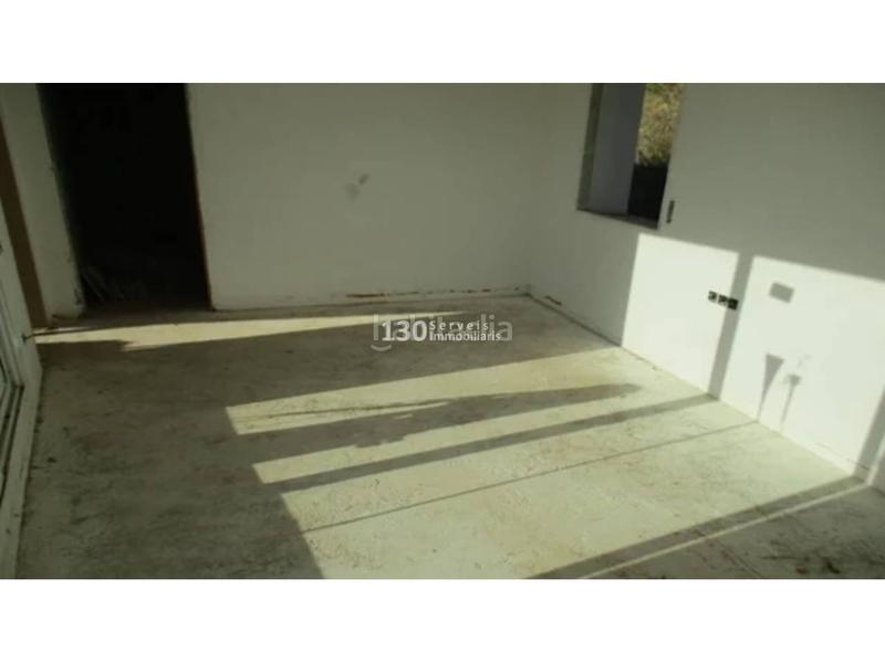 Foto a2329eb2-c330-4ca0-bff5-d0c2b9318ea4. Maison avec parking dans Can Rial Esparreguera