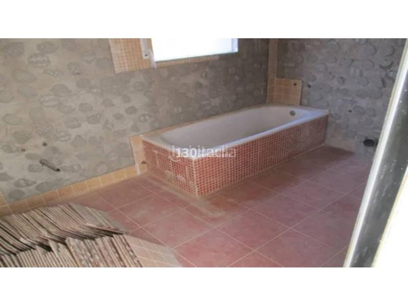 Foto e677d608-fb90-4c2f-b686-3cfba4157fc8. Maison avec parking dans Can Rial Esparreguera