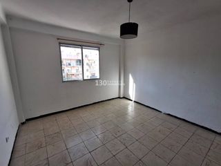 Appartement  Calle escultor rocamora. Venta de piso en reus  centro