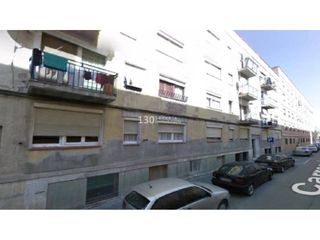 Etagenwohnung  Calle astrónomo pericás. Ocupado oportunidad de inversión