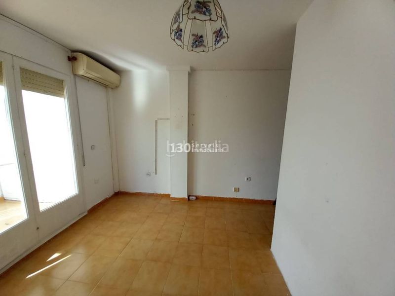 Foto a5efce6a-178b-45c1-8b01-05d0ac4eddb2. Pis amb aparcament a Francolí - Freser - Noguera Empuriabrava