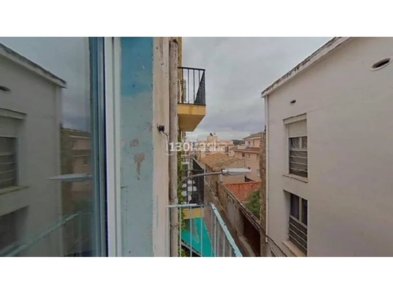 Foto 236e9672-f128-4fae-a6f4-0aac5cda58cc. Pis a Flix