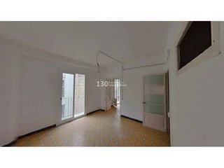 Etagenwohnung  Calle sant roc. Ocupado oportunidad de inversión