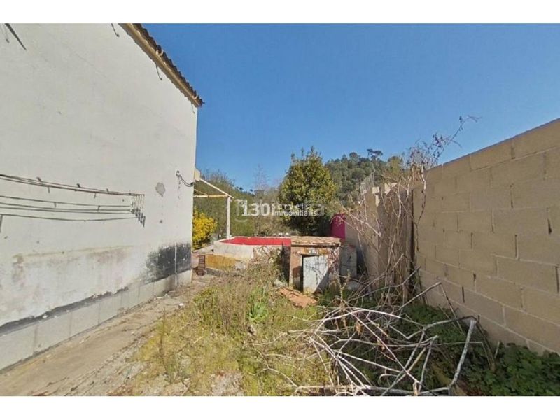 Foto 06cf510b-ddbf-4af1-a20b-3edd4cd77668. Casa amb piscina a Massanes