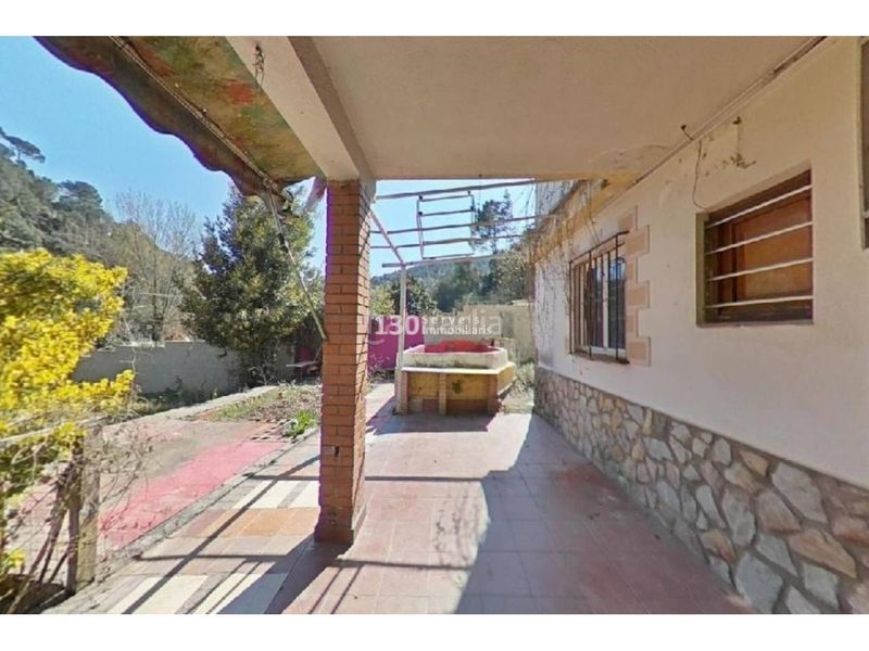 Foto 555bbea4-afc5-4b8e-85d7-a01fc569277d. Casa amb piscina a Massanes