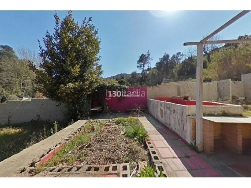 Foto a85229cd-0957-457d-9be0-73817b7eeaee. Casa amb piscina a Massanes