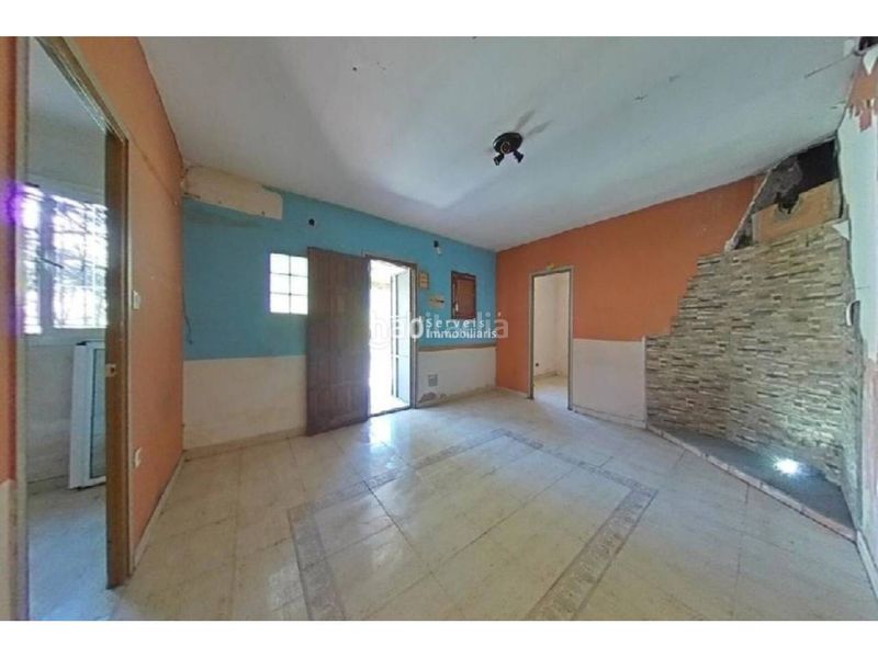 Foto dfcb2b63-4738-45c3-b0c5-6accdfc1243f. Casa amb piscina a Massanes
