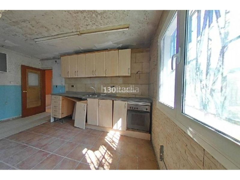 Foto e32d264f-6889-45ef-96a8-6bf3007c6a4a. Casa amb piscina a Massanes