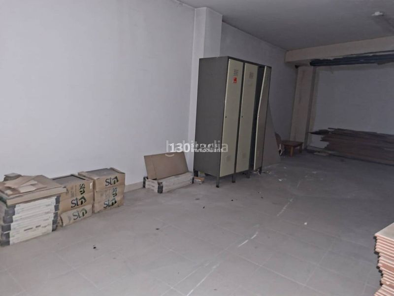 Foto 2951d03a-82e3-433f-93a3-cfe899e289a4. Local comercial a Centre Figueres