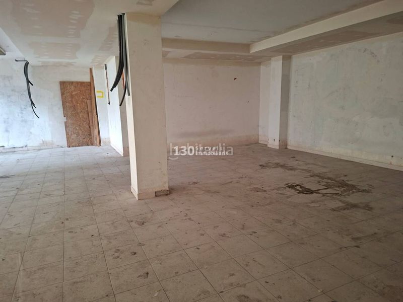 Foto 980f65ad-0de0-4d48-850e-20ba984f48ff. Local comercial a Centre Figueres