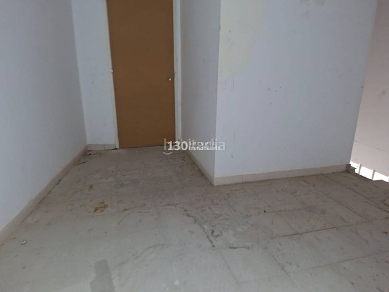 Foto bc712628-6766-4926-9526-b16cbf78300d. Local comercial a Centre Figueres