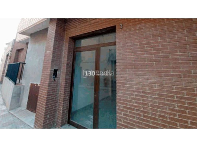 Foto a3d4d310-f6c9-41e3-8959-169f15b87087. Edifici a Castellnou de Seana