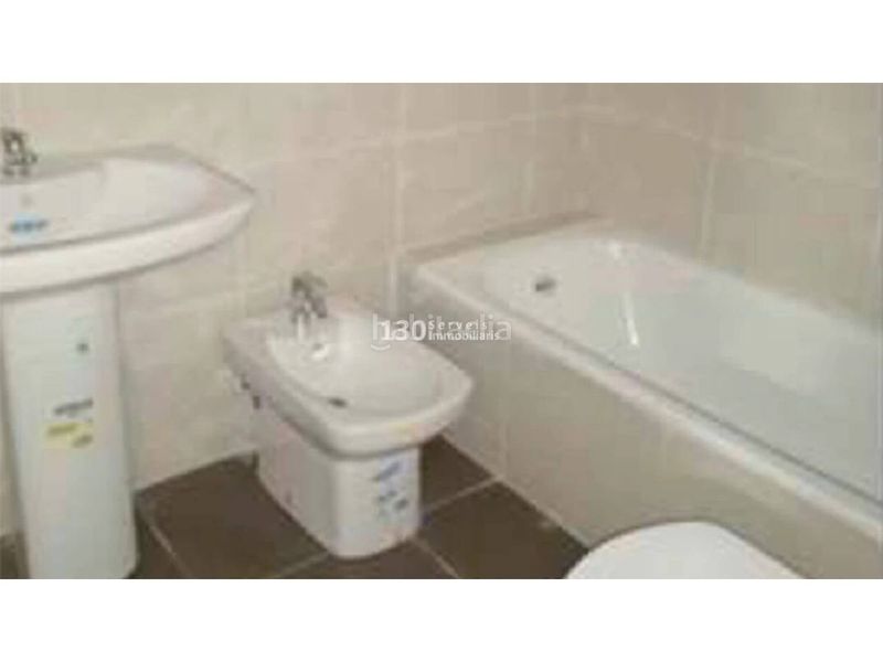Foto e81d6263-ef5a-457c-b04e-8c82e96bfa10. Edifici a Castellnou de Seana