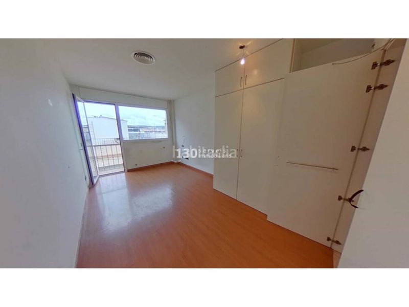 Foto dbcd5ece-0031-410a-b918-a1f9d90560cf. Casa amb aparcament a Centre Blanes
