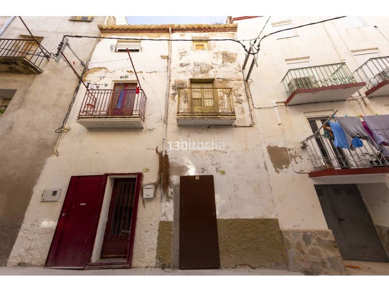 Foto a8056363-488a-4c2e-a39c-5c0efd72b598. Casa a Centre Tortosa