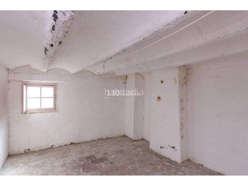 Foto d1b2a18c-3b5f-4c54-99b9-bc500c6e5447. Casa a Centre Tortosa